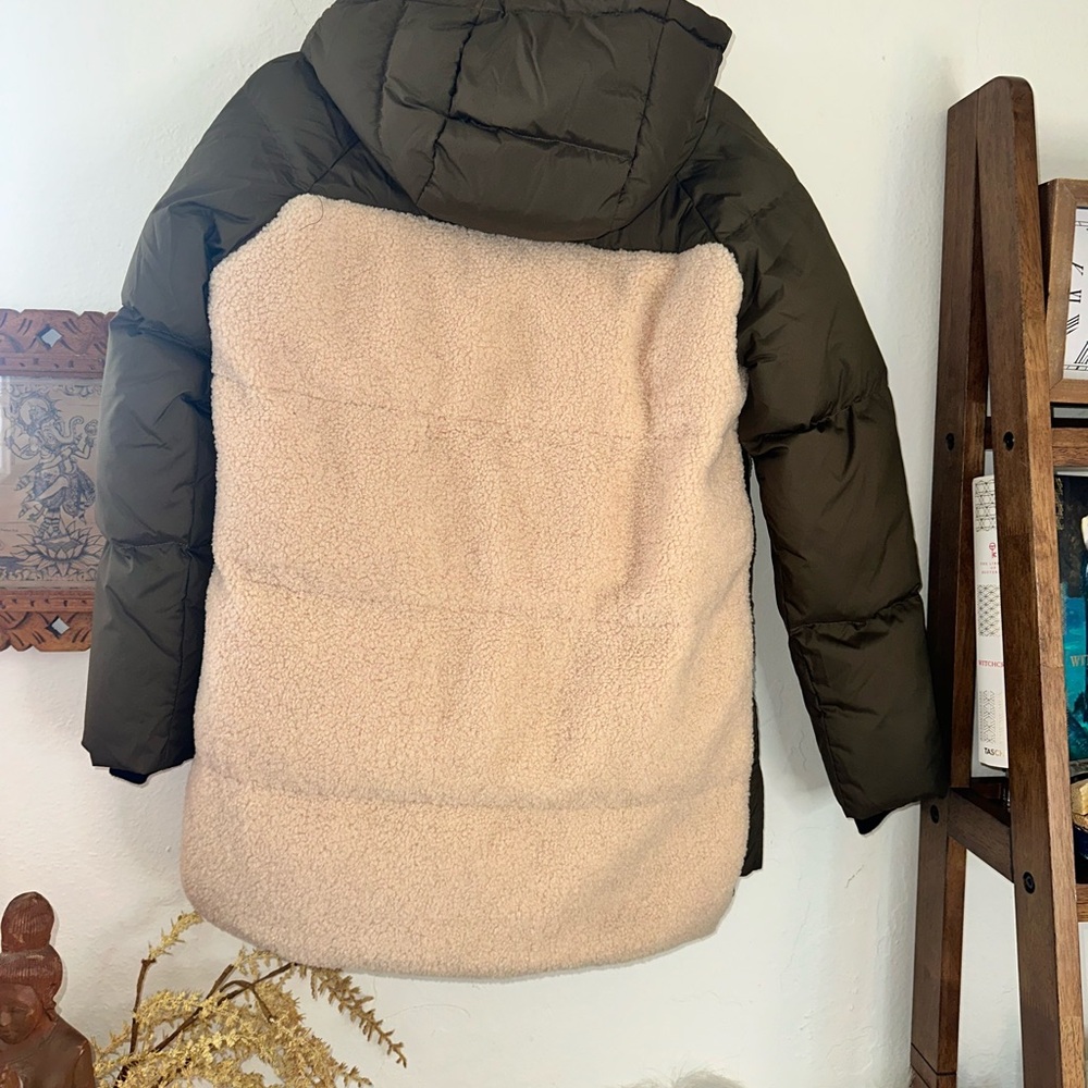 Orolay Women's Thickened Winter Down Coat - Picture 6 of 10
